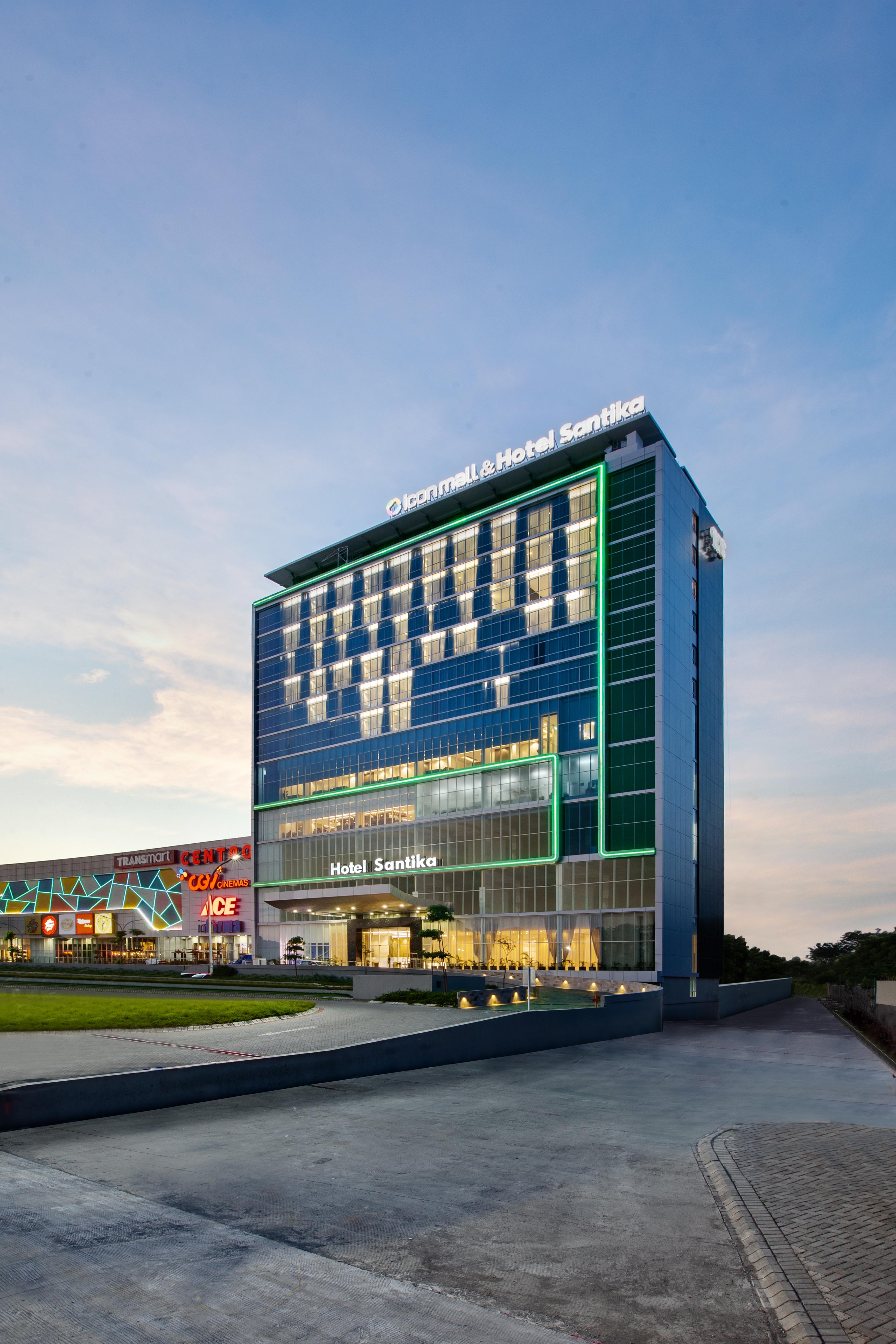 Hotel Santika Gresik 외부 사진
