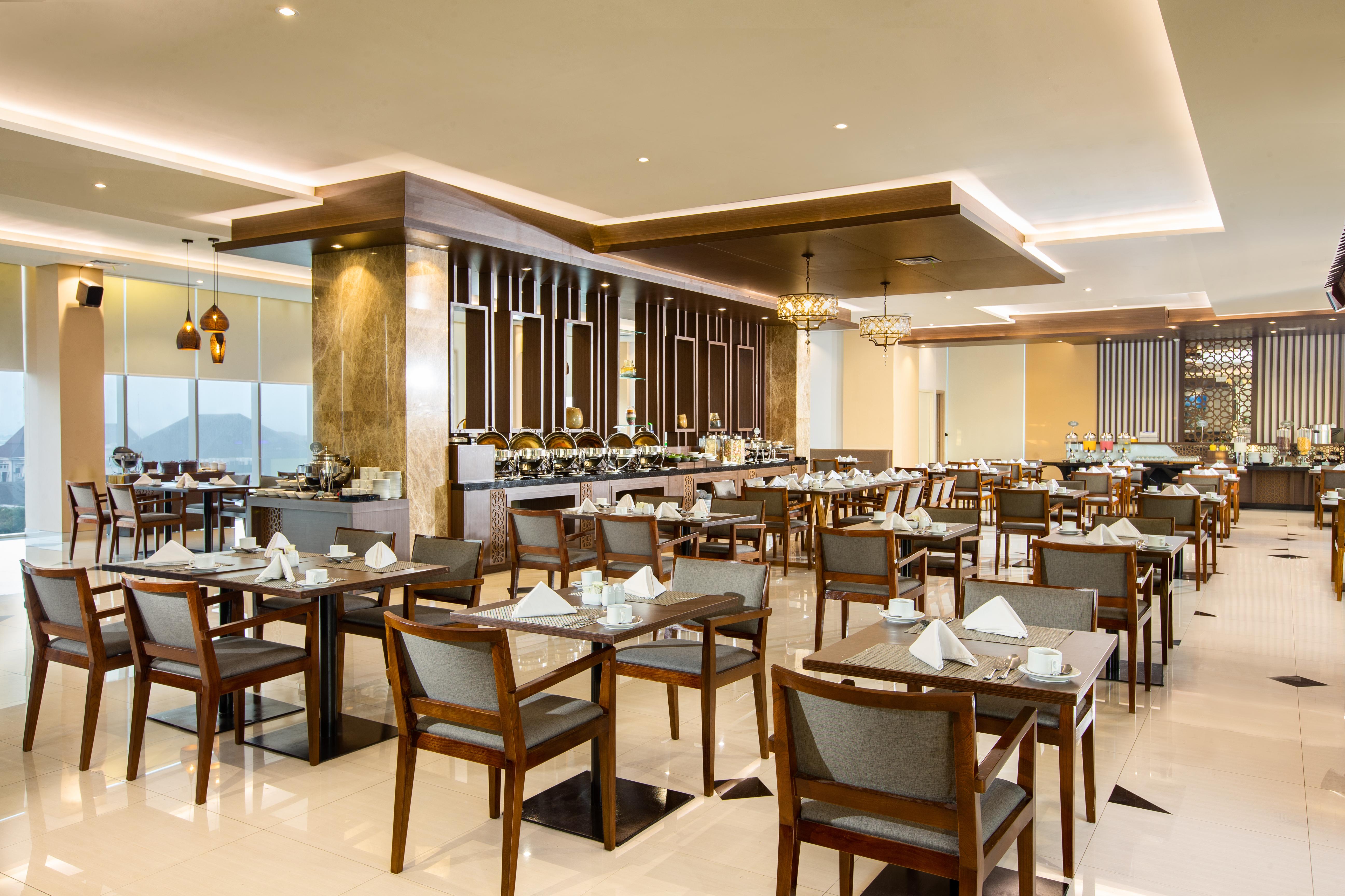 Hotel Santika Gresik 외부 사진
